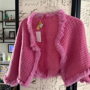 Pink Faux Fur Trim ladies shawl